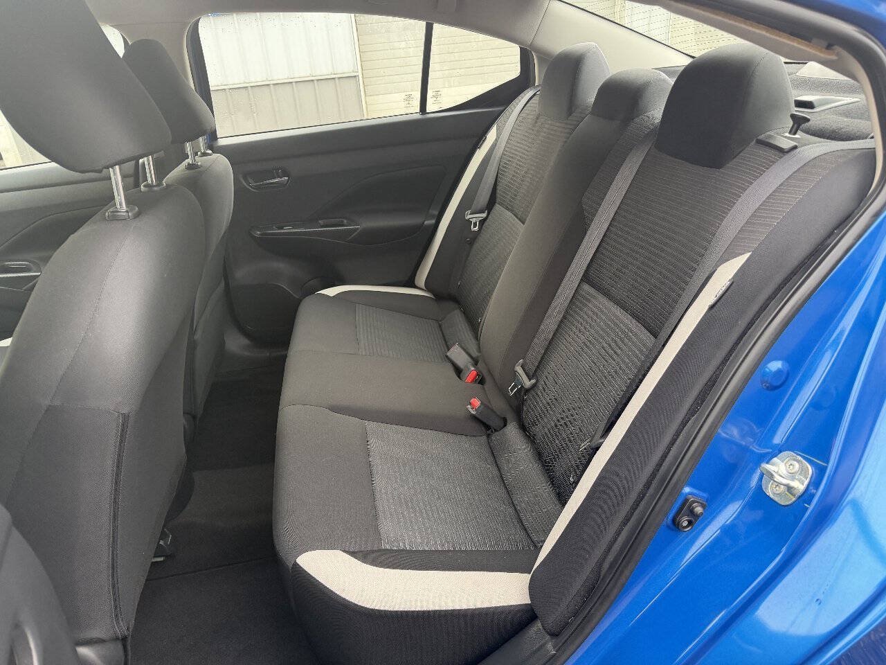 Used 2021 Nissan Versa SV FWD image 10
