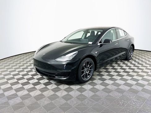 Used 2018 Tesla Model 3 Long Range image 4