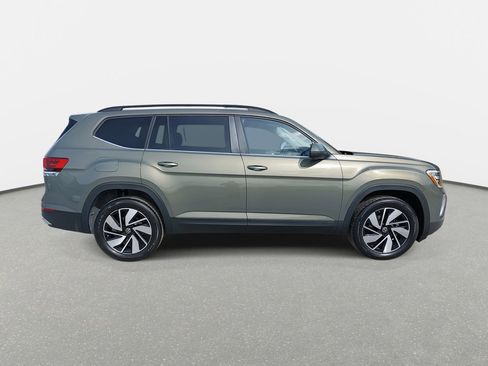 New 2026 Volkswagen Atlas SE FWD image 4