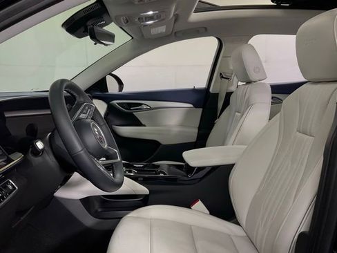 Used 2024 Buick Envision Avenir AWD/4WD image 21