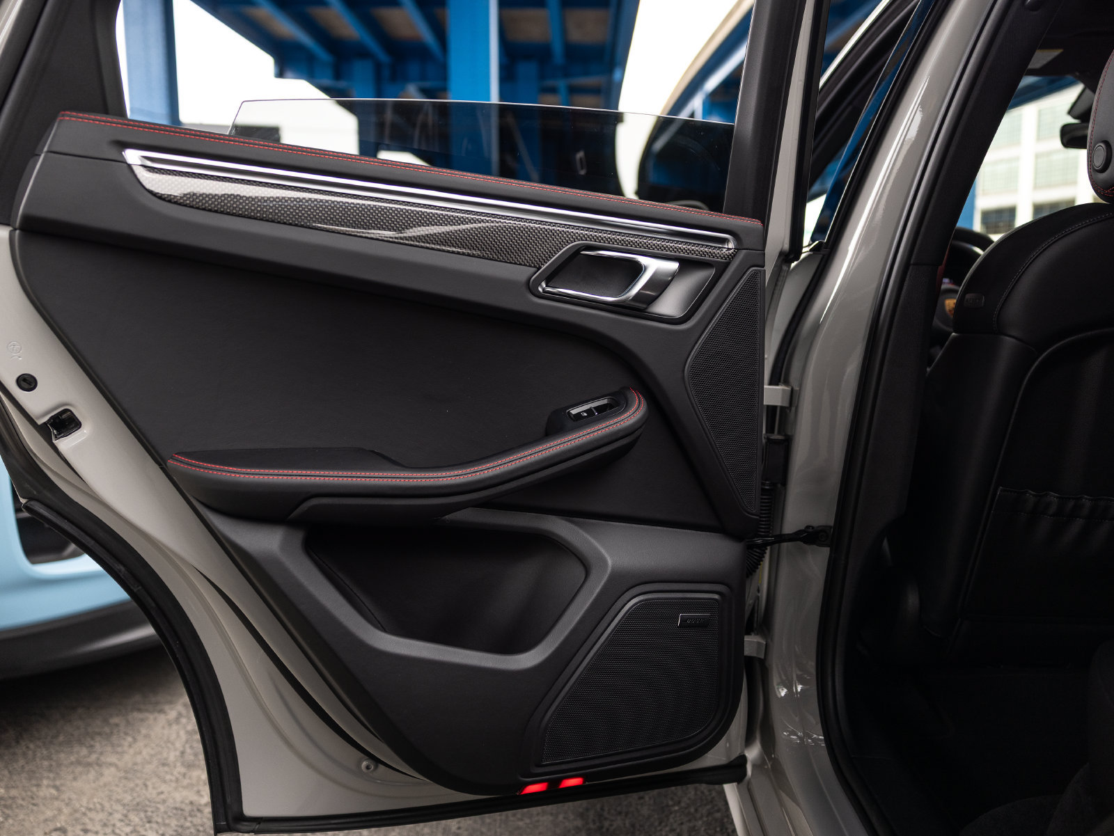 Certified 2026 Porsche Macan GTS AWD/4WD image 19