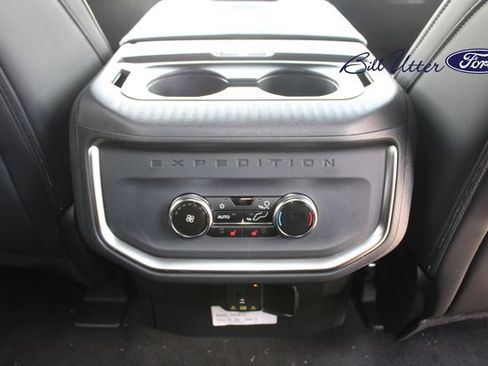 New 2026 Ford Expedition Platinum AWD/4WD image 11