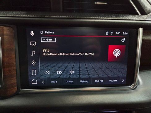 Used 2023 GMC Yukon XL Denali Ultimate AWD/4WD image 54
