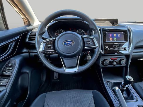 Used 2018 Subaru Crosstrek 2.0i AWD/4WD image 5