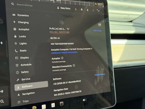 Used 2022 Tesla Model Y Performance image 18