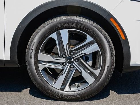 Used 2023 Kia Sorento SX Prestige AWD/4WD image 11
