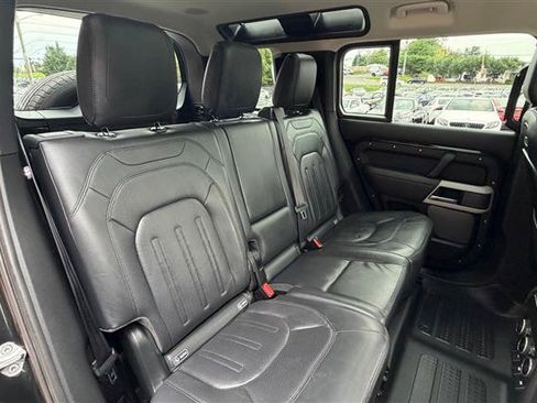 Used 2020 Land Rover Defender 110 HSE AWD/4WD image 17