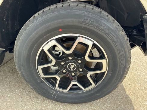 New 2025 Ford Bronco Outer Banks image 10