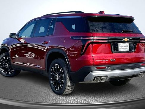 New 2026 Chevrolet Traverse LT w/ Sun and Wheel Package image 3