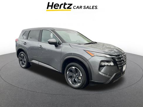 Used 2025 Nissan Rogue SV image 1