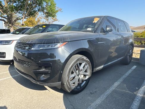 Used 2024 Land Rover Range Rover Sport SE AWD/4WD image 2