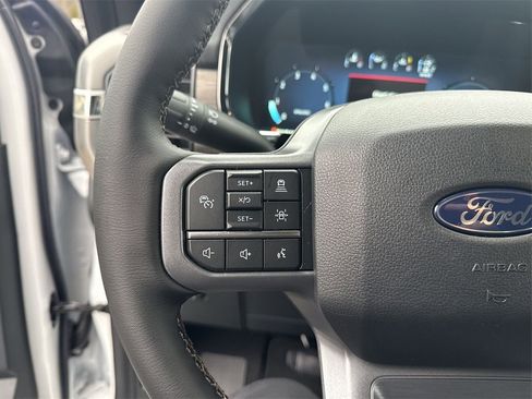 New 2025 Ford F150 Lariat w/ Equipment Group 501A Mid image 18
