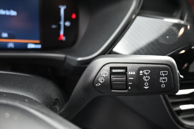 Used 2025 Ford Escape ST-Line Select AWD/4WD image 26