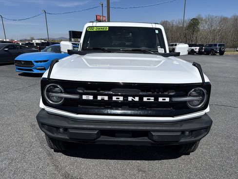 Used 2023 Ford Bronco Outer Banks image 2