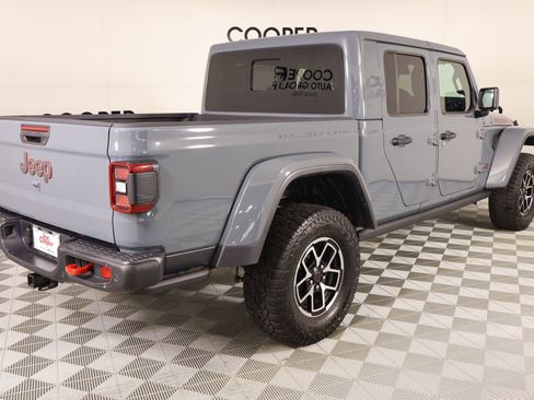 Used 2025 Jeep Gladiator Rubicon image 21