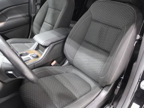 Used 2018 GMC Acadia SLE w/ Driver Alert Package I AWD/4WD image 14