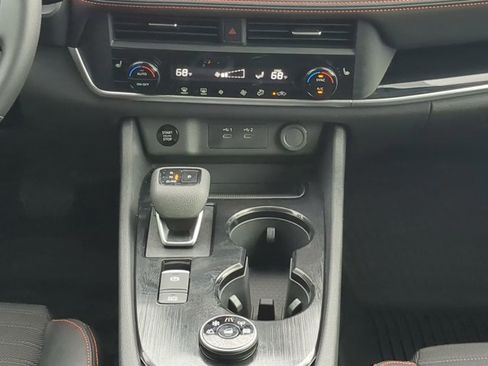 Certified 2025 Nissan Rogue SV AWD/4WD image 19