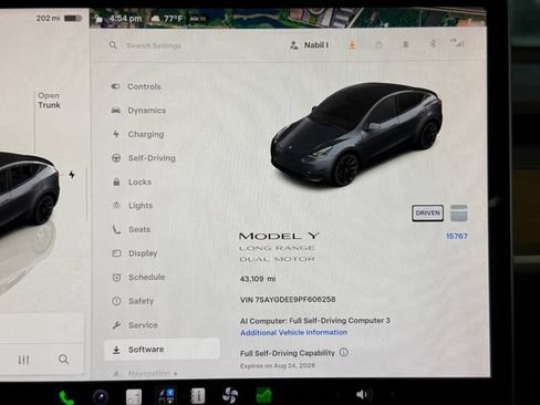 Used 2023 Tesla Model Y Long Range AWD/4WD image 26