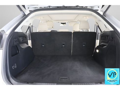 Used 2018 Ford Edge Titanium w/ Equipment Group 301A image 29