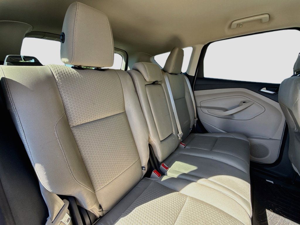 Used 2018 Ford Escape SE FWD image 33