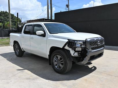 Used 2025 Nissan Frontier SV w/ SV Convenience Package