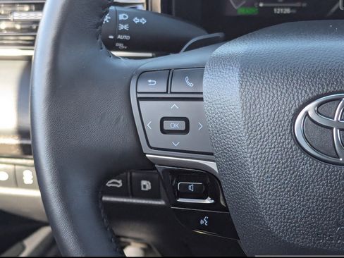 Used 2025 Toyota Camry XSE image 23