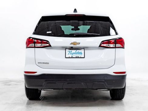 Used 2022 Chevrolet Equinox LS w/ LS Convenience Package FWD image 27