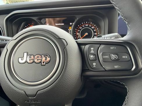 New 2026 Jeep Wrangler Unlimited Rubicon w/ Safety Group AWD/4WD image 22