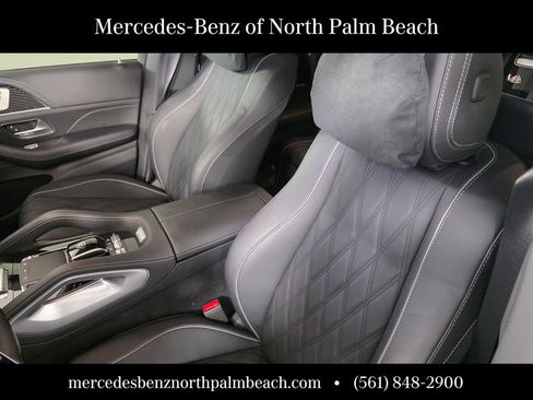 Certified 2025 Mercedes-Benz Maybach GLS 600 4MATIC image 12