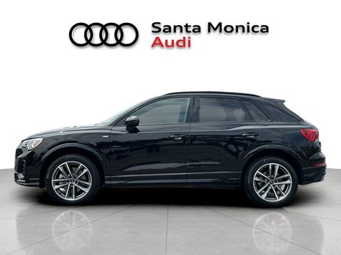 Used 2025 Audi Q3 2.0T Premium w/ Black Optic Sport Package AWD/4WD image 5