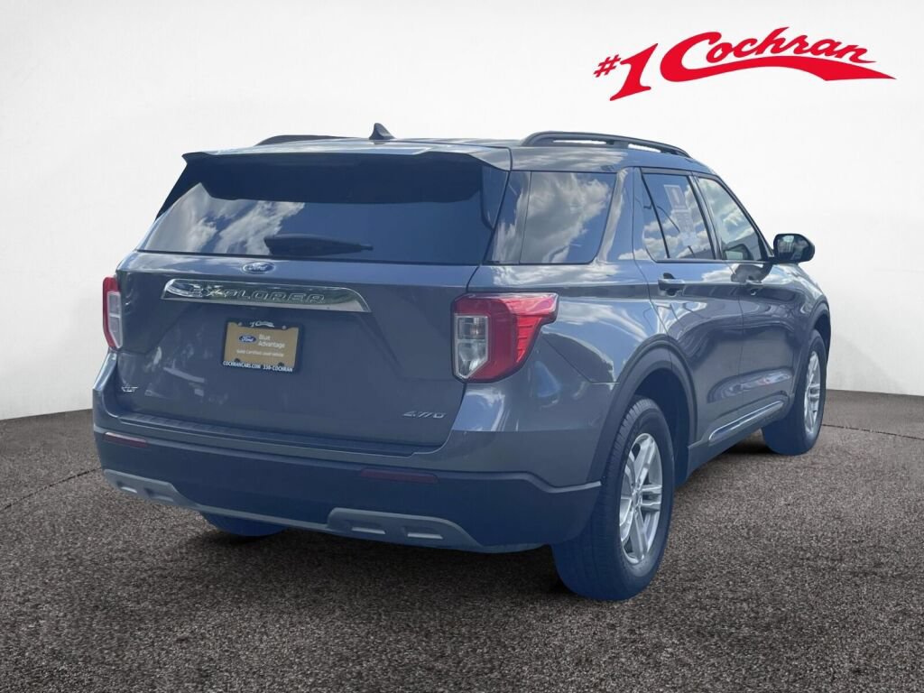 Certified 2023 Ford Explorer XLT w/ Equipment Group 202A AWD/4WD image 7