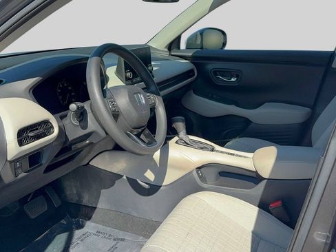 Certified 2024 Honda HR-V LX image 30