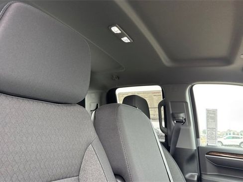 New 2026 GMC Sierra 1500 Elevation image 18