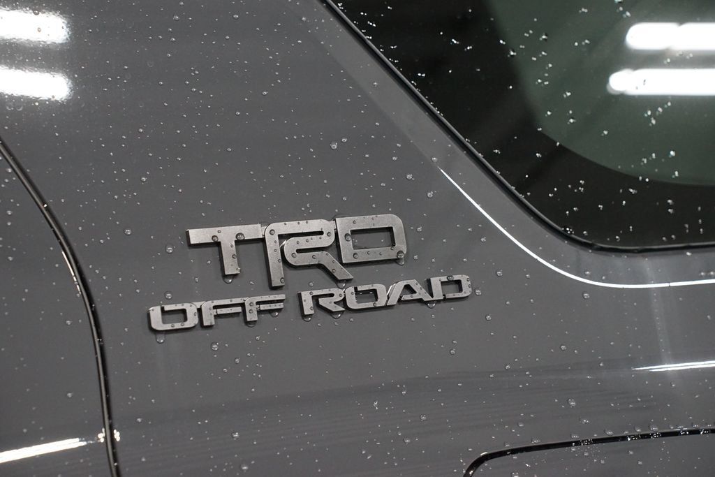 New 2026 Toyota 4Runner TRD Off-Road Premium AWD/4WD image 11