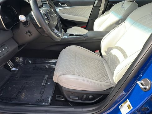 Used 2024 Genesis G70 3.3T Advanced w/ Sport Prestige Package image 16