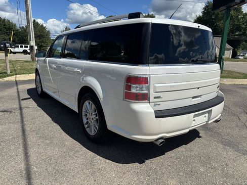 Used 2013 Ford Flex SEL AWD/4WD image 3