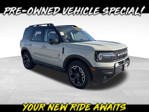 Used 2025 Ford Bronco Sport Outer Banks w/ Outer Banks Tech Package+ image 1