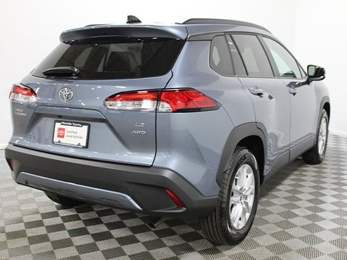 Certified 2025 Toyota Corolla Cross LE image 6