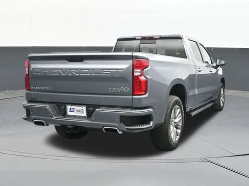 Used 2019 Chevrolet Silverado 1500 High Country w/ Technology Package AWD/4WD image 14