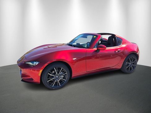 New 2025 MAZDA MX-5 Miata RF Grand Touring image 2