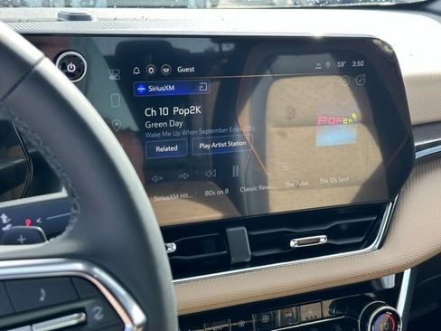 New 2026 Chevrolet Equinox ACTIV AWD/4WD image 8