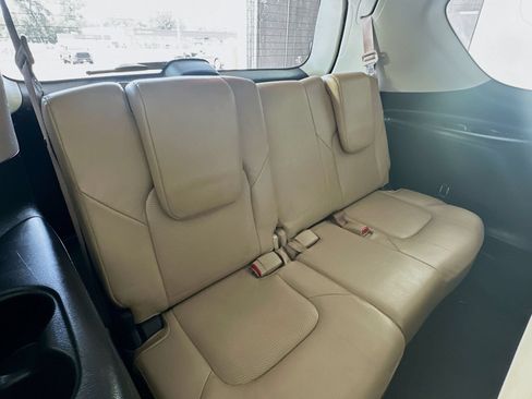 Used 2020 Nissan Armada Platinum w/ Captain's Chairs Package AWD/4WD image 28