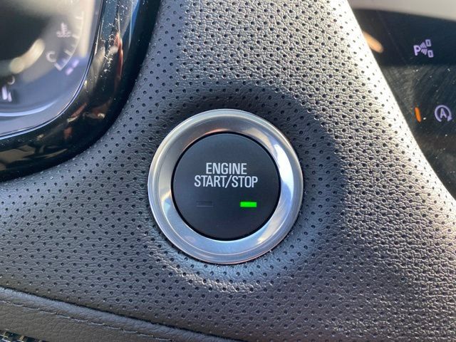 Used 2026 Cadillac XT5 Sportv w/ LPO, Floor Liner Package AWD/4WD image 27