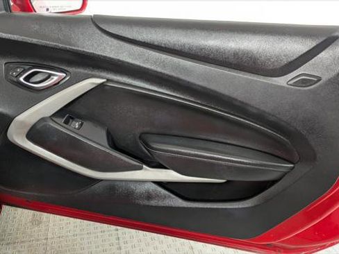 Used 2020 Chevrolet Camaro LT image 26