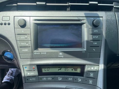 Used 2014 Toyota Prius Four FWD image 9