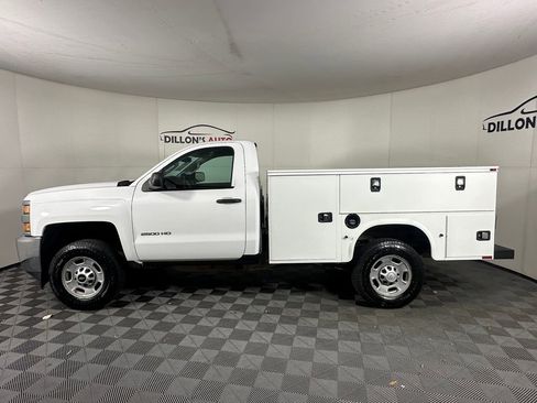 Used 2015 Chevrolet Silverado 2500 W/T image 3