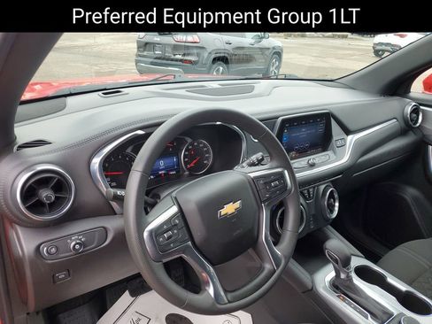 Used 2021 Chevrolet Blazer LT image 8
