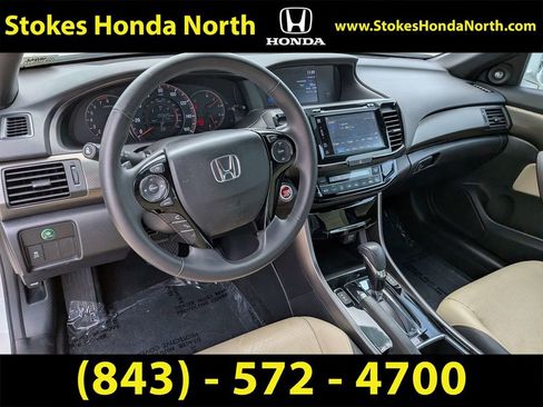 Certified 2017 Honda Accord EX-L image 18