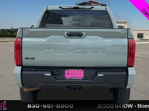 Used 2024 Toyota Tundra Limited AWD/4WD image 4