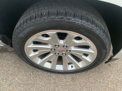 Used 2016 GMC Yukon XL Denali w/ Open Road Package image 10